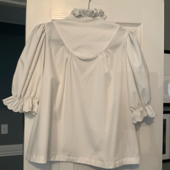Pomander Place White Ruffled Women's Top - Picture 2 of 3